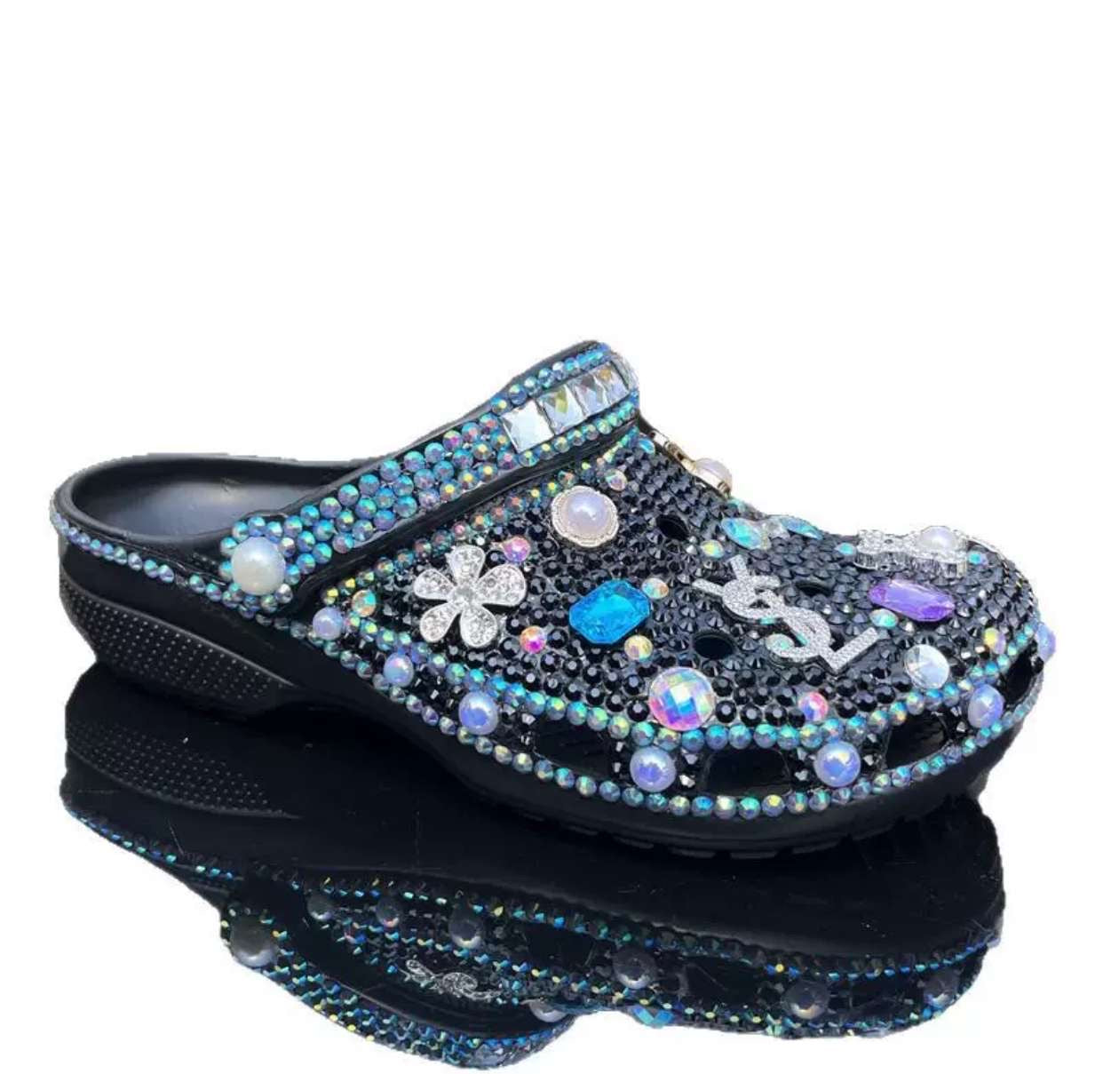 Crocs déjà personnalisé noire !