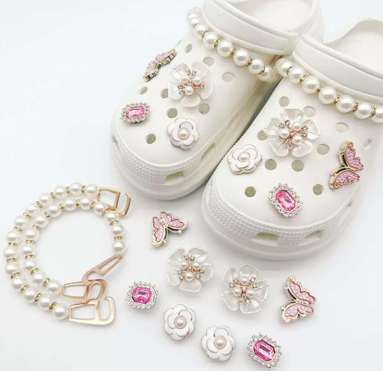 Lot de pins fleur Blanche !